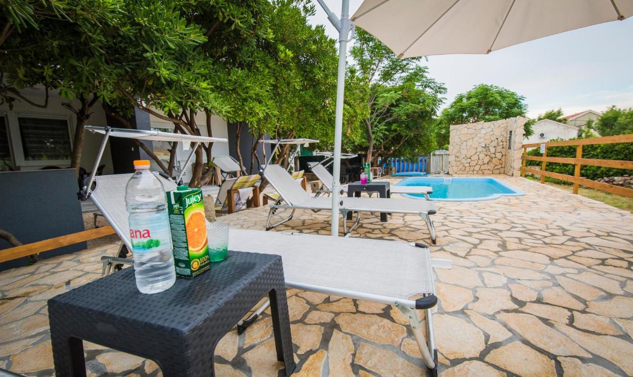 Apartmani Mabele Pag Town Εξωτερικό φωτογραφία