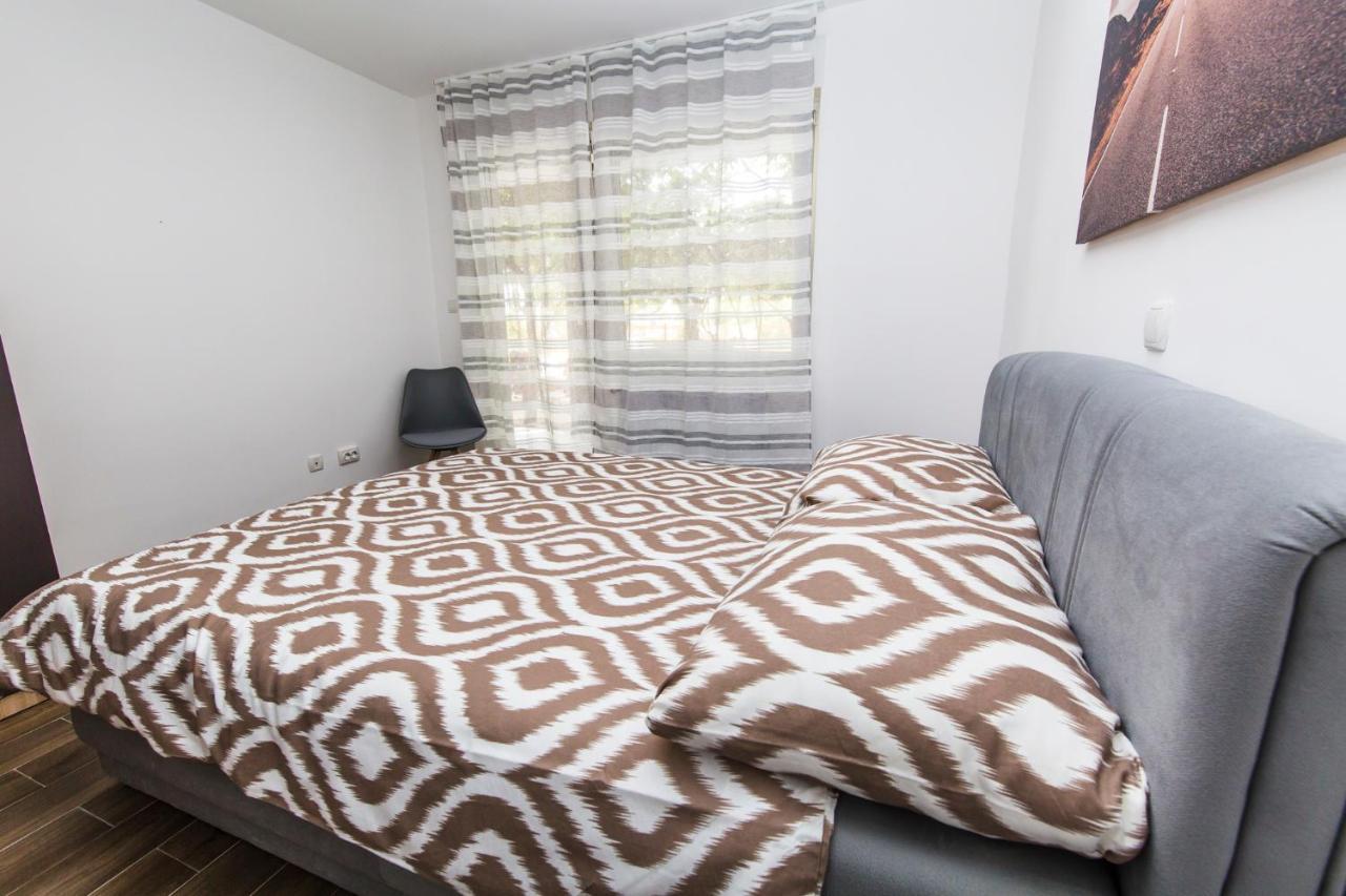 Apartmani Mabele Pag Town Εξωτερικό φωτογραφία