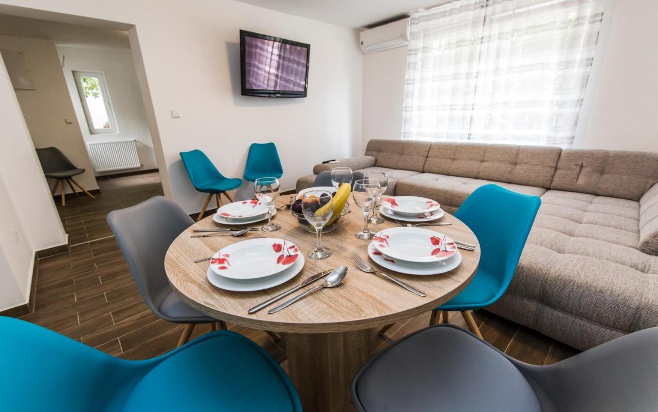 Apartmani Mabele Pag Town Εξωτερικό φωτογραφία