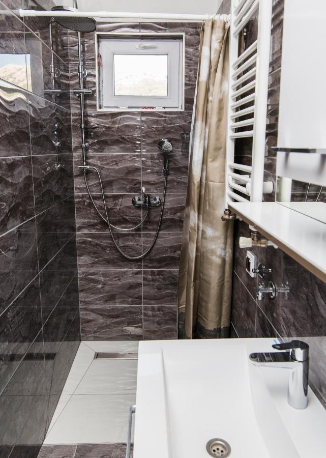 Apartmani Mabele Pag Town Εξωτερικό φωτογραφία