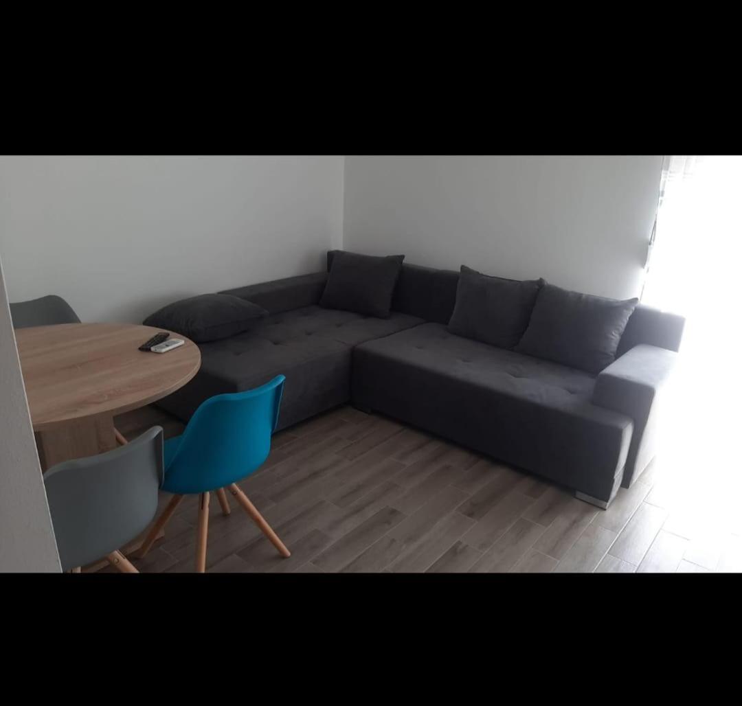Apartmani Mabele Pag Town Εξωτερικό φωτογραφία